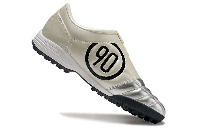 Chuteira Nike Total 90 Society