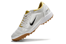 Chuteira Nike Total 90 Society