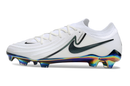 Chuteira Nike Phantom GX II Elite FG Campo